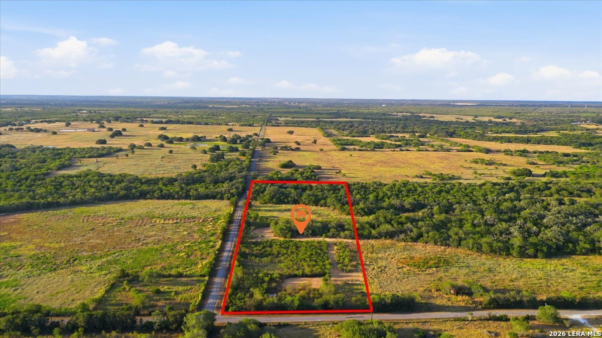 8251 County Road 106 Beeville TX 78102