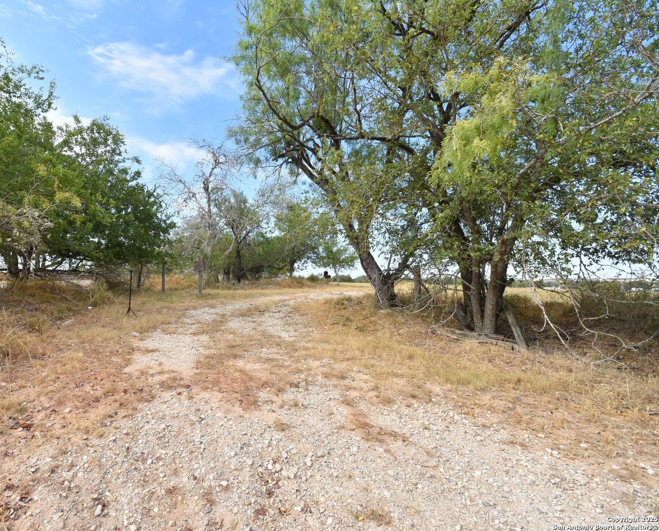 4.27 Acres Mathis Lane San Antonio TX 78264