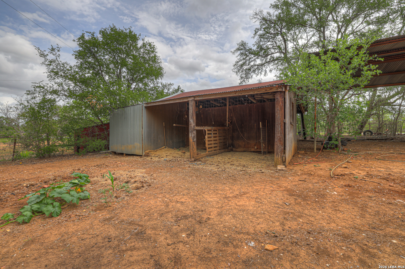 418 Fm 2984 Luling TX 78648