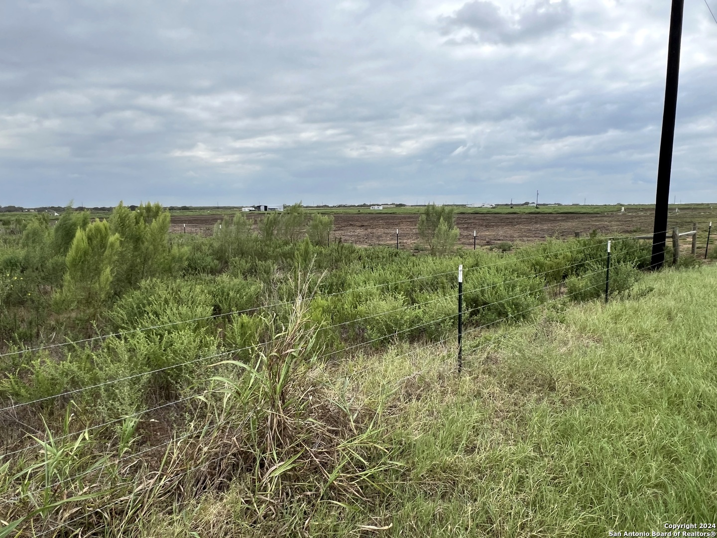 5155 St Hwy 97w Floresville TX 78114