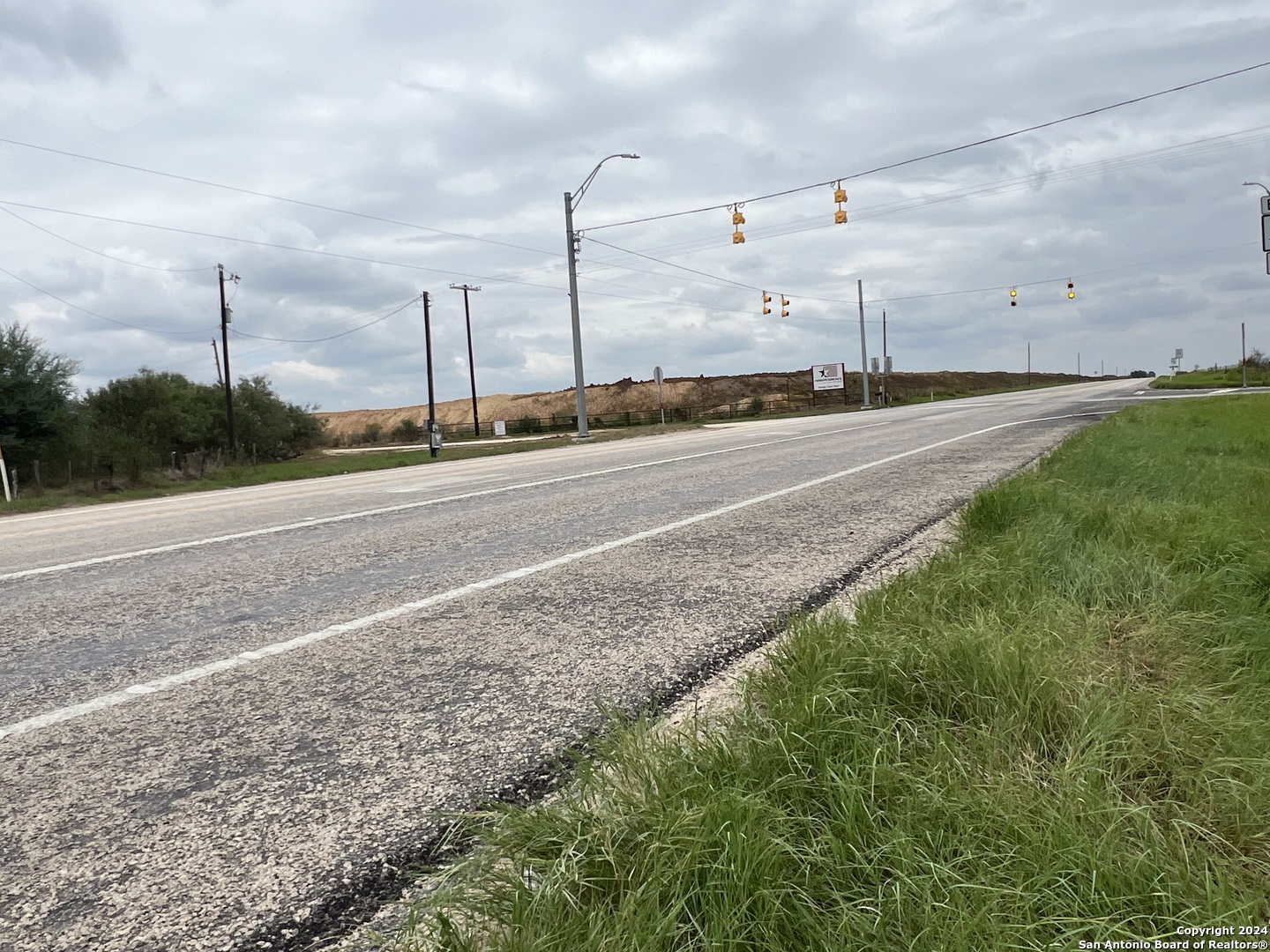 5155 St Hwy 97w Floresville TX 78114