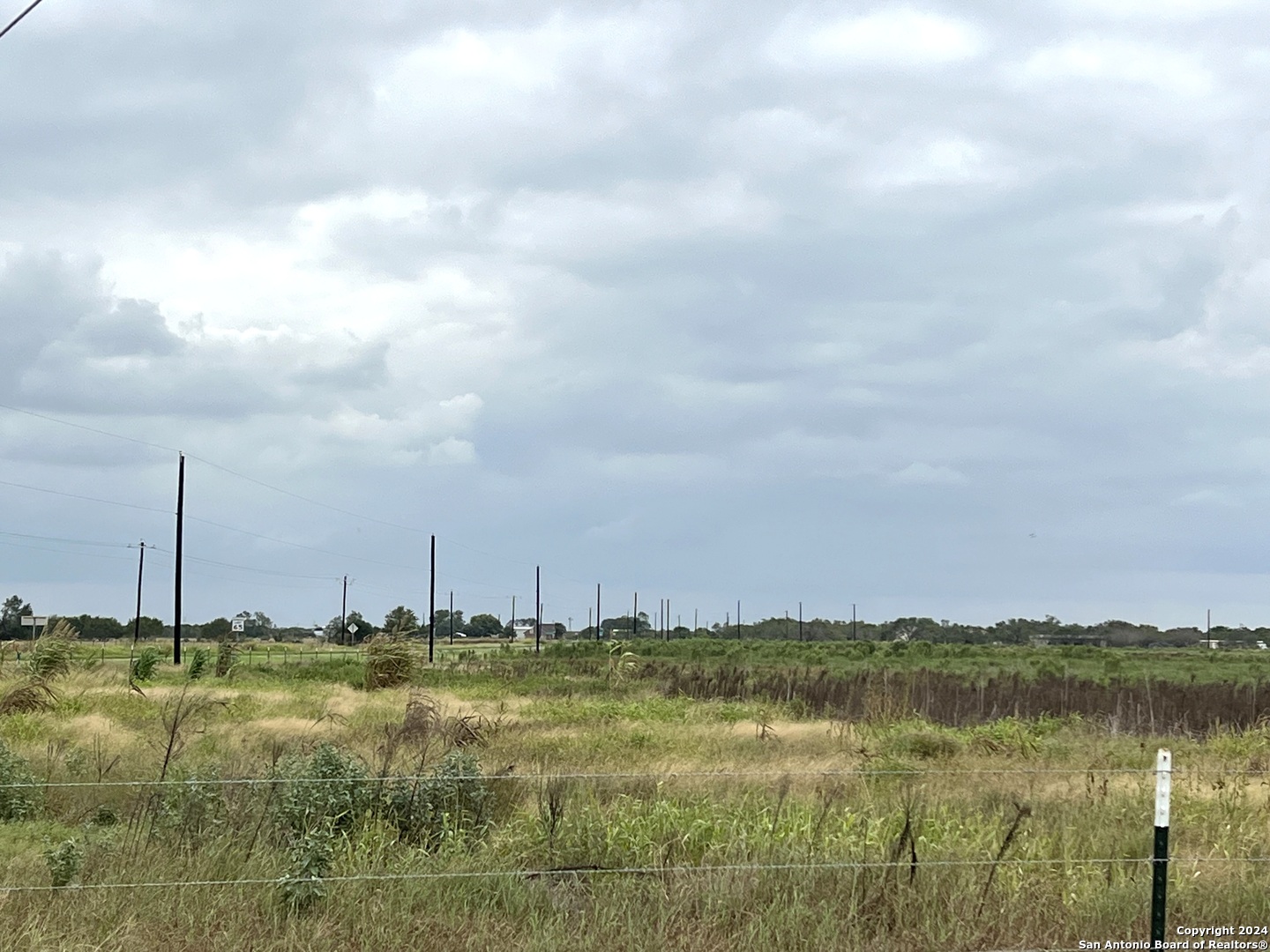 5155 St Hwy 97w Floresville TX 78114