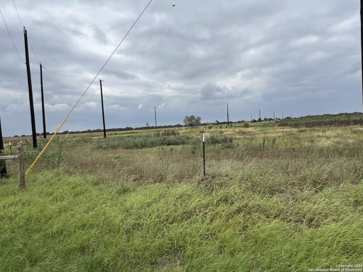 5155 St Hwy 97w Floresville TX 78114