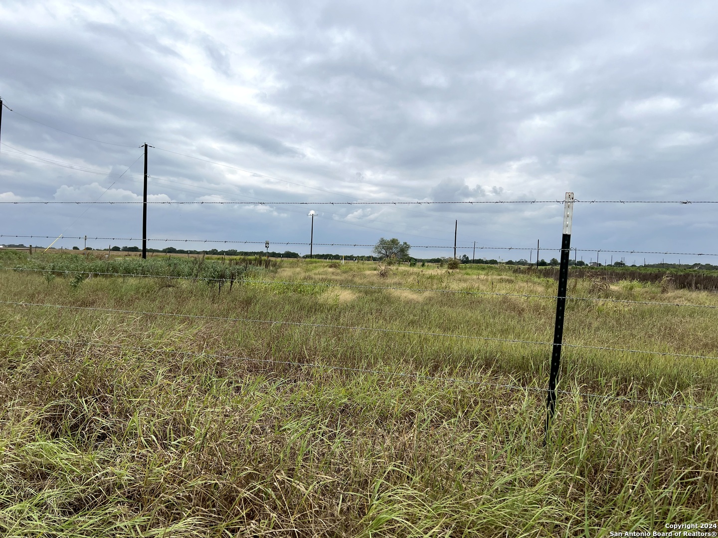 5155 St Hwy 97w Floresville TX 78114