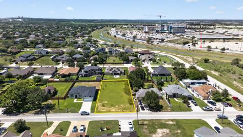 8497 Ventura Boulevard Selma TX 78154
