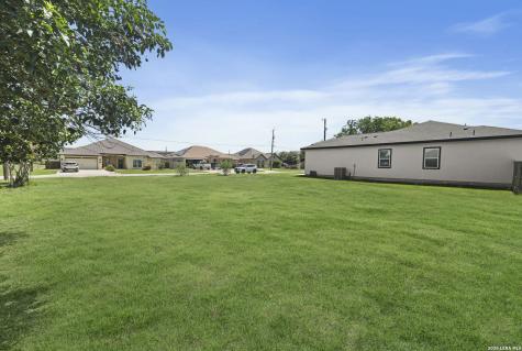 8497 Ventura Boulevard Selma TX 78154