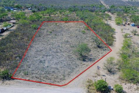 531 Mela Garcia Eagle Pass TX 78852