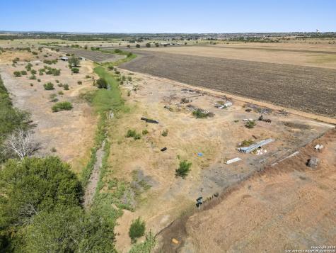 2415 Fm 1518 St Hedwig TX 78152