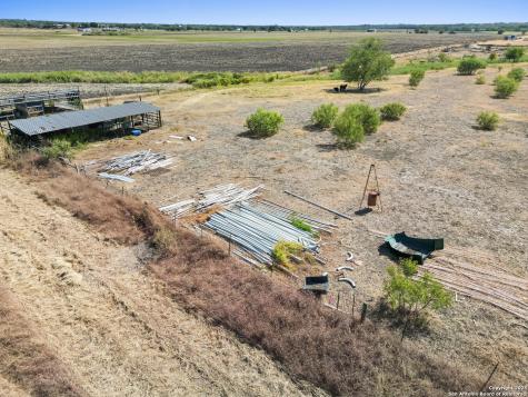 2415 Fm 1518 St Hedwig TX 78152