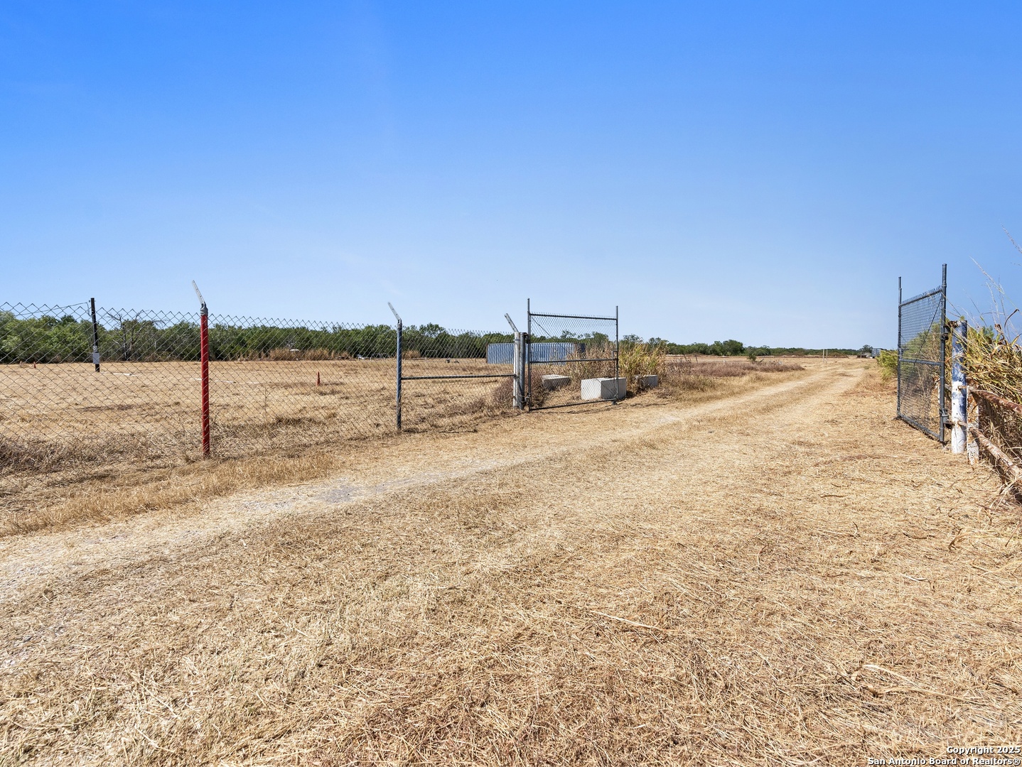 2415 Fm 1518 St Hedwig TX 78152