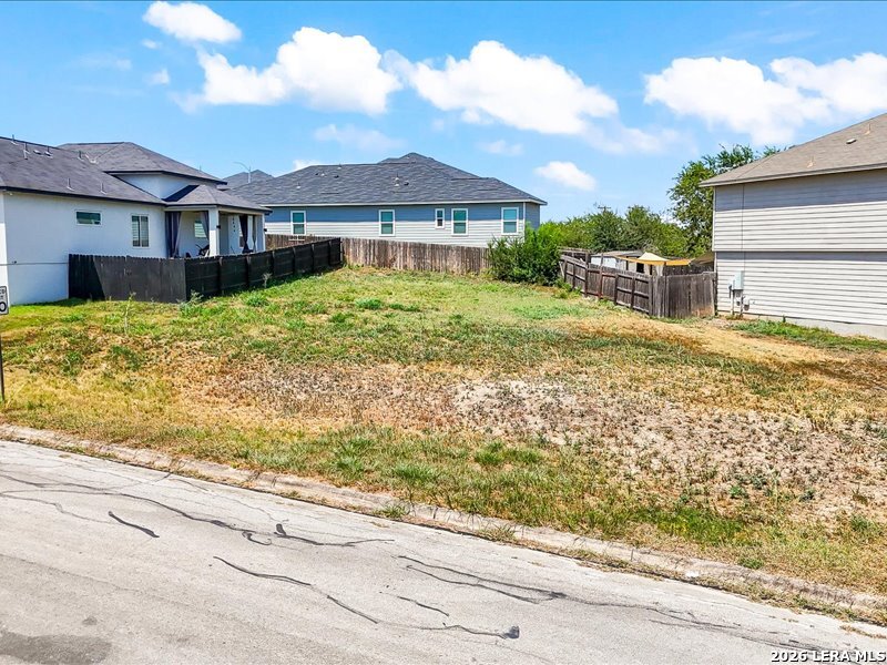 8251 Comanche Pass Converse TX 78109
