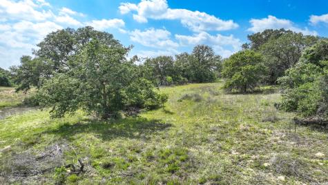 108 Misty Bend Floresville TX 78114