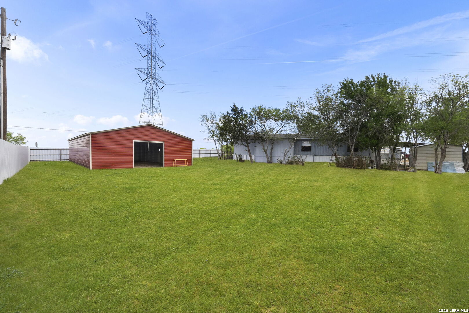 2490 Schwab Seguin TX 78155