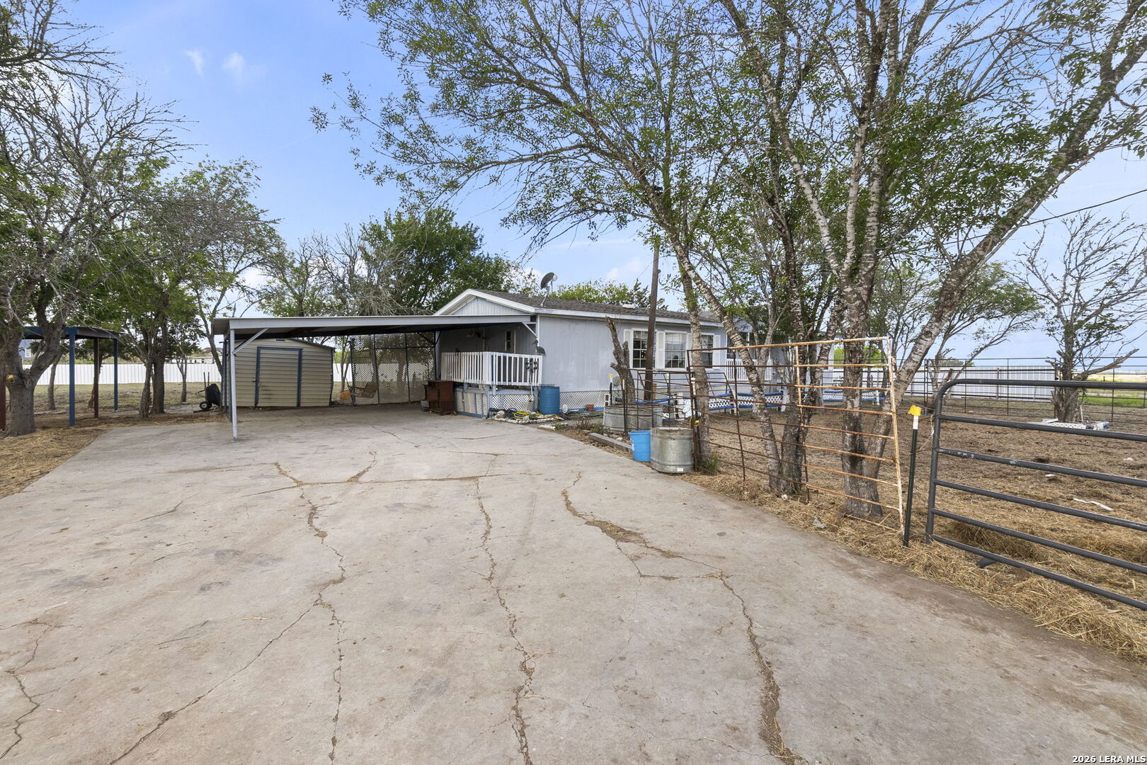 2490 Schwab Seguin TX 78155