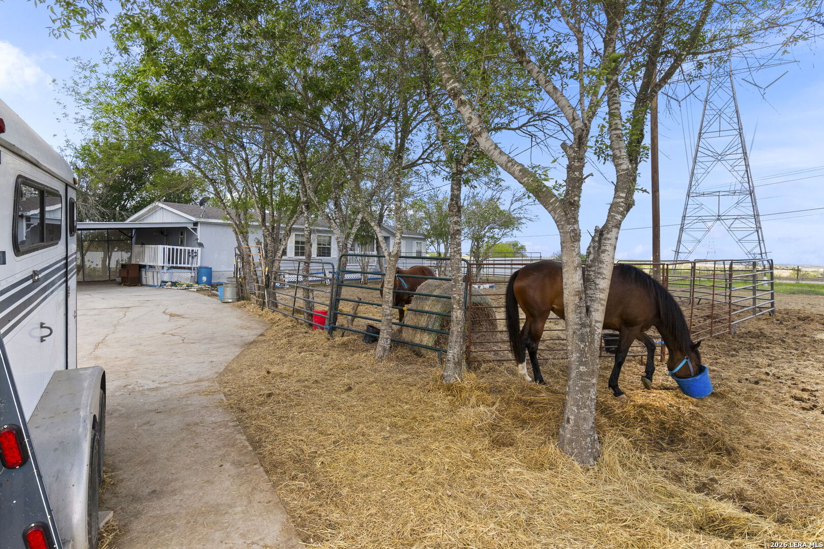 2490 Schwab Seguin TX 78155