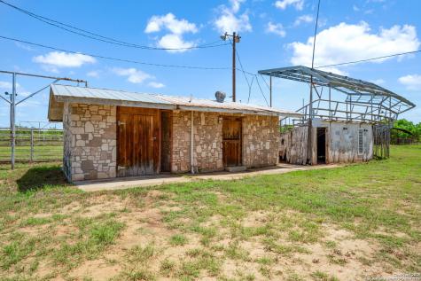 11224 Atkins Road Atascosa TX 78002