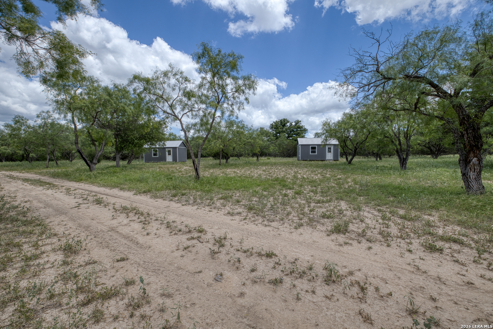 00 Cr 393 Camp Wood TX 78833