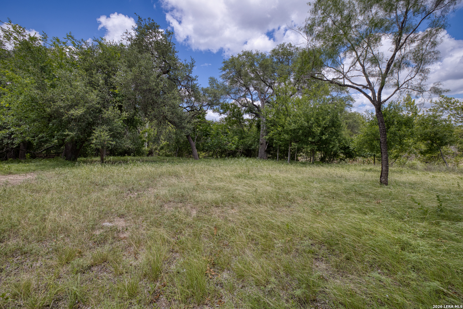 00 Cr 393 Camp Wood TX 78833