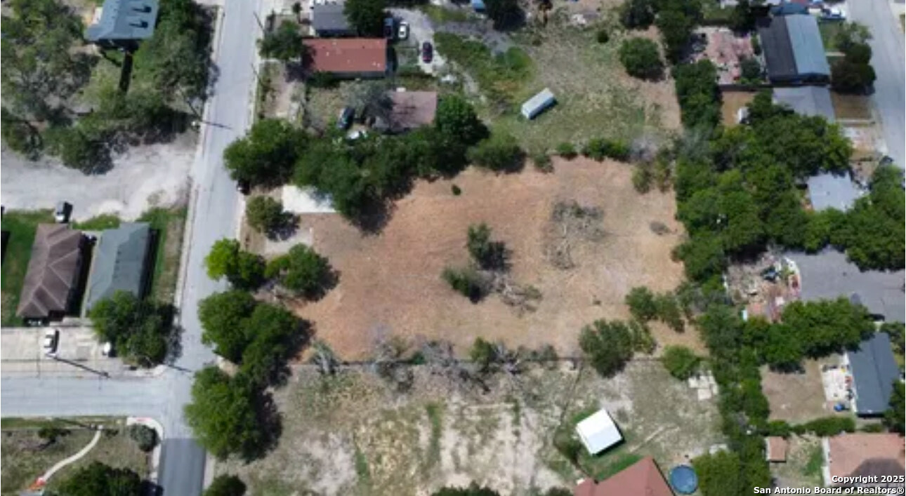 249 34th San Antonio TX 78237