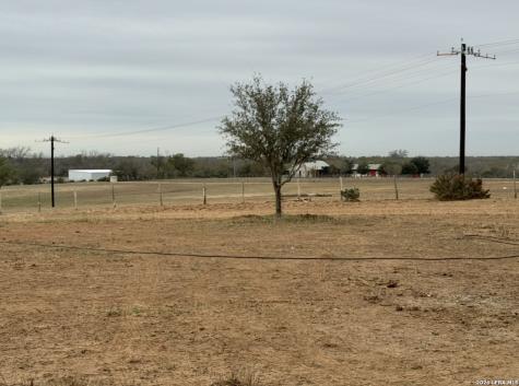 C.r 220 County Road 220 Floresville TX 78114