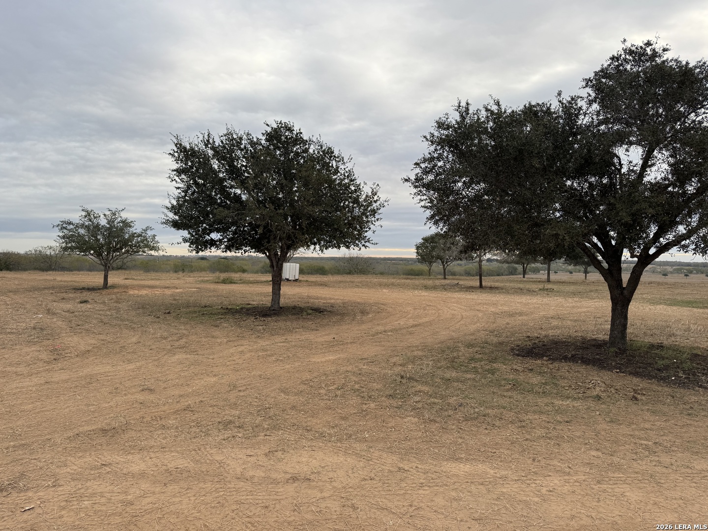 C.r 220 County Road 220 Floresville TX 78114