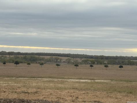 C.r 220 County Road 220 Floresville TX 78114