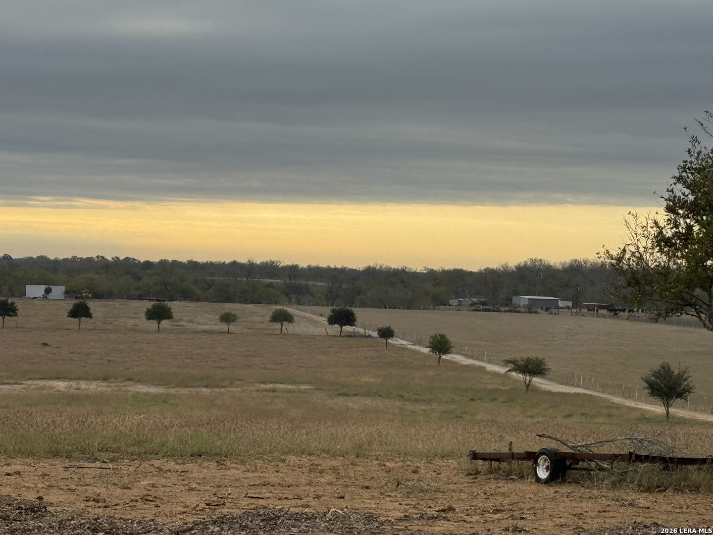 C.r 220 County Road 220 Floresville TX 78114