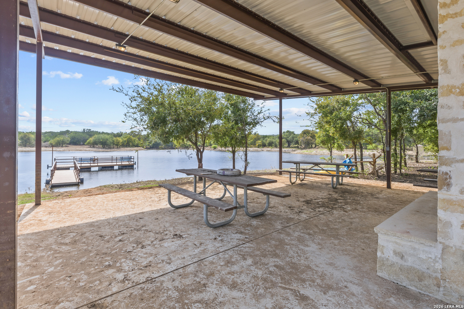 801 Grand Oaks Hondo TX 78861
