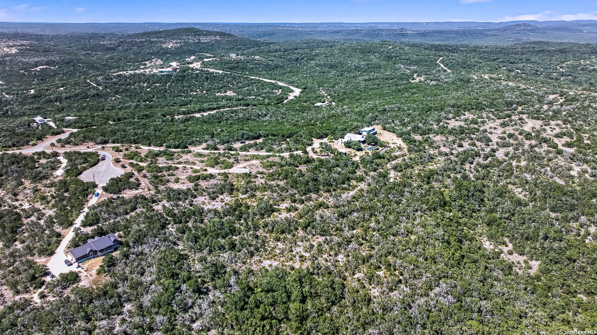 1423 County Road 2744 Mico TX 78056