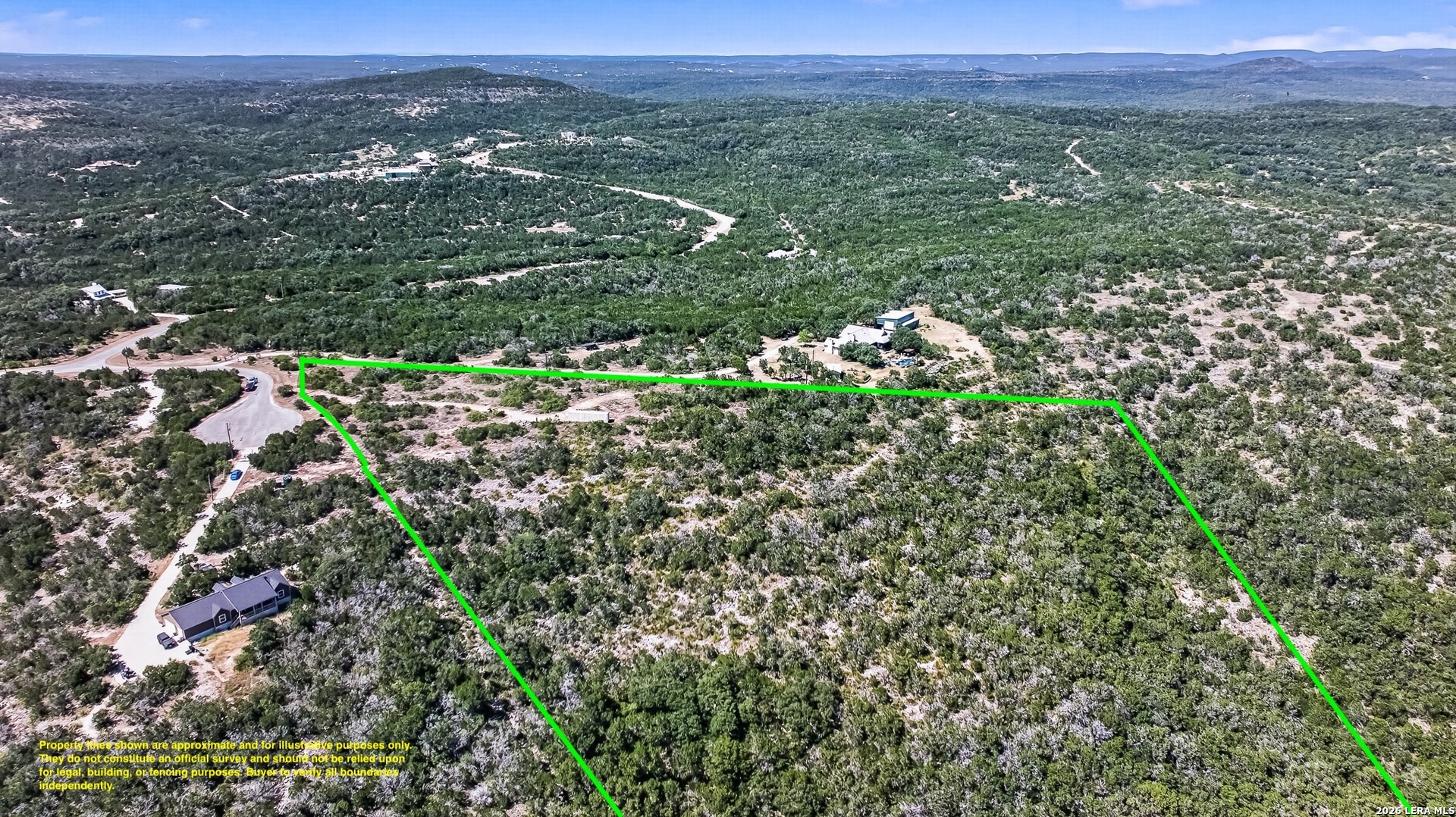 1423 County Road 2744 Mico TX 78056