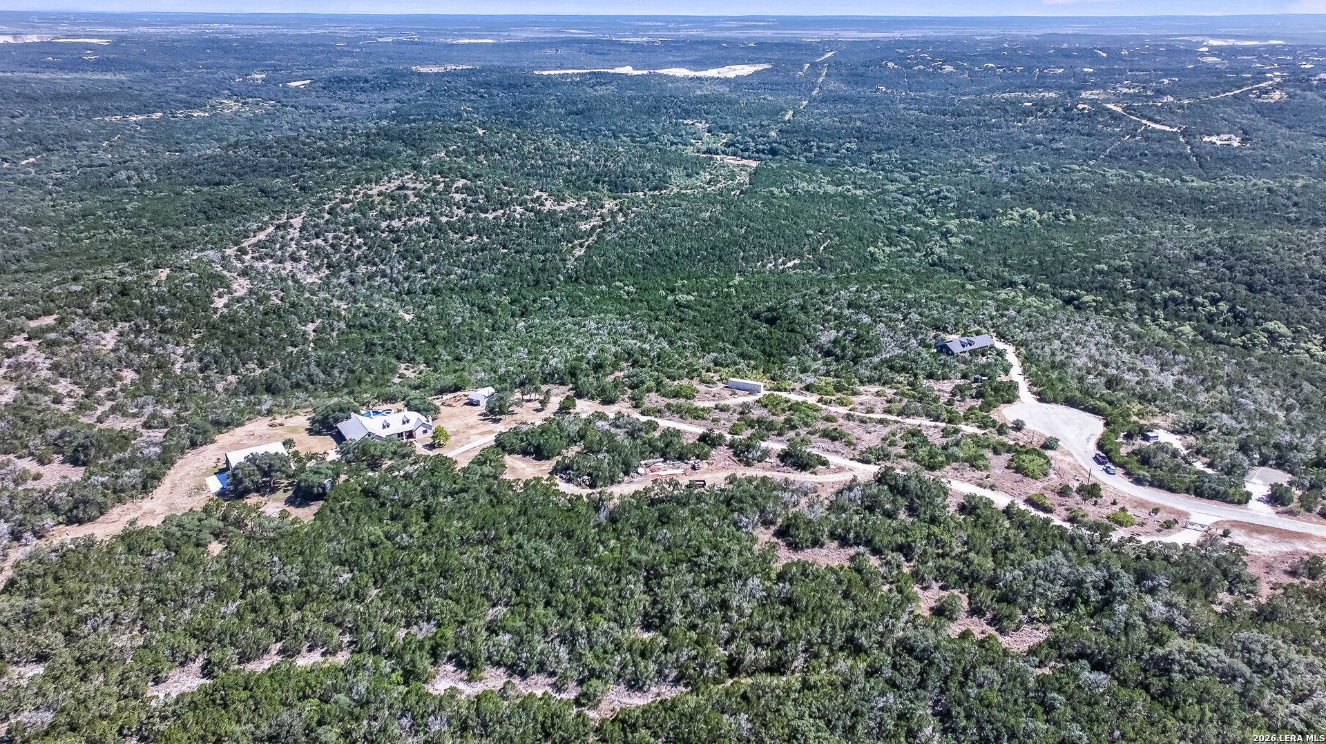 1423 County Road 2744 Mico TX 78056