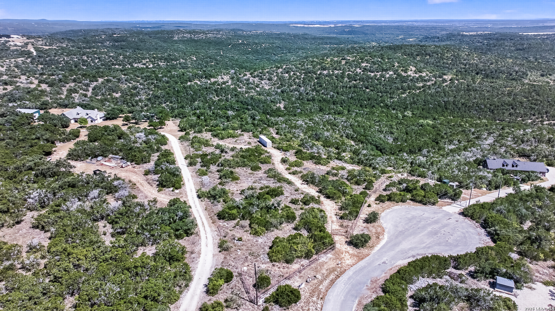 1423 County Road 2744 Mico TX 78056
