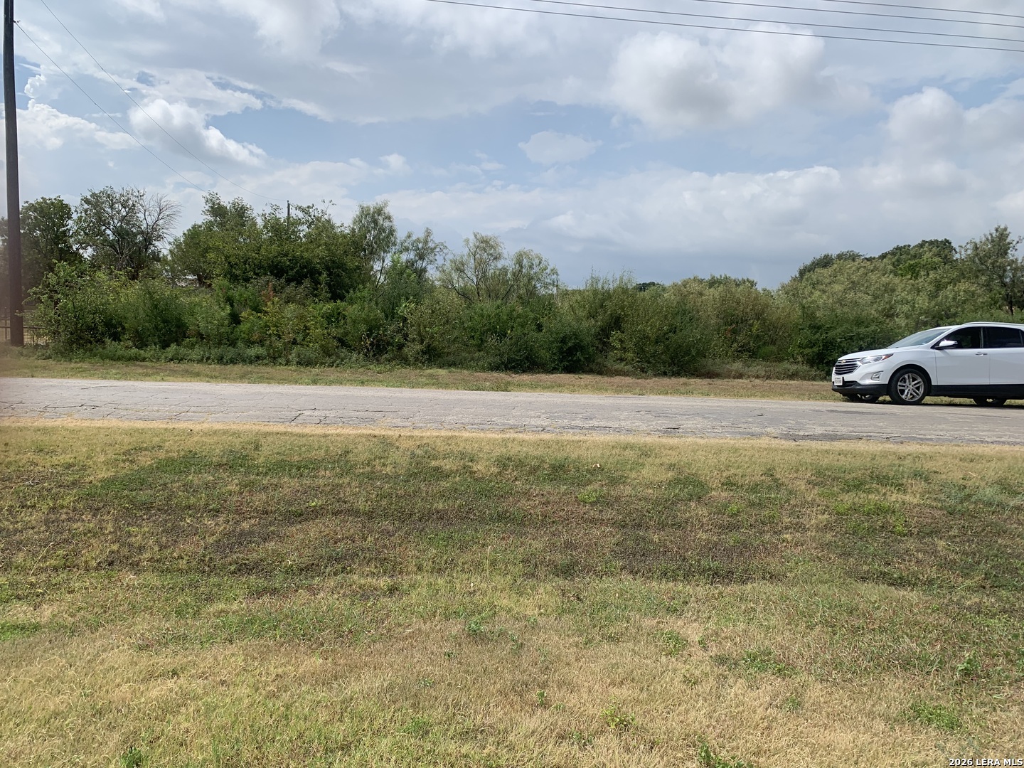 00 Cr 5216 Dhanis TX 78861