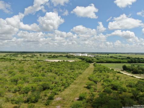 Tract 5 County Road 208 Hobson TX 78117