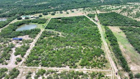 2 County Road 414 Mccoy TX 78113