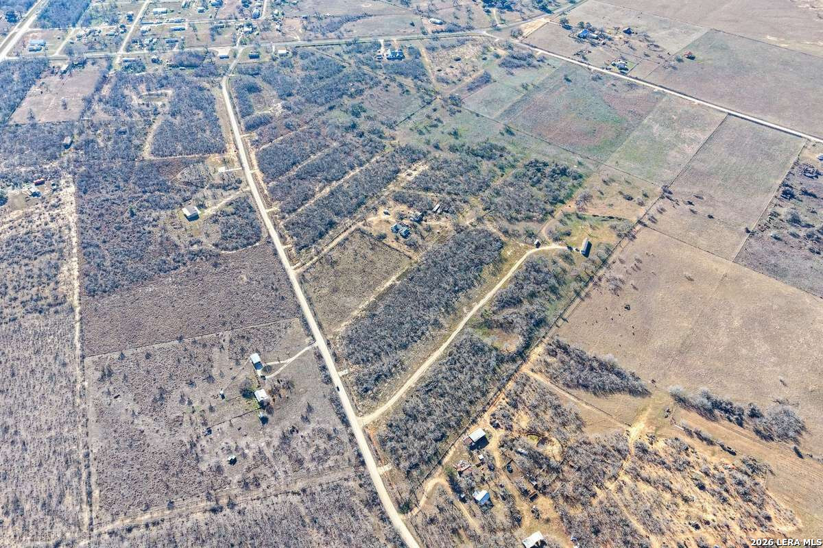 469 County Road 477 Stockdale TX 78160
