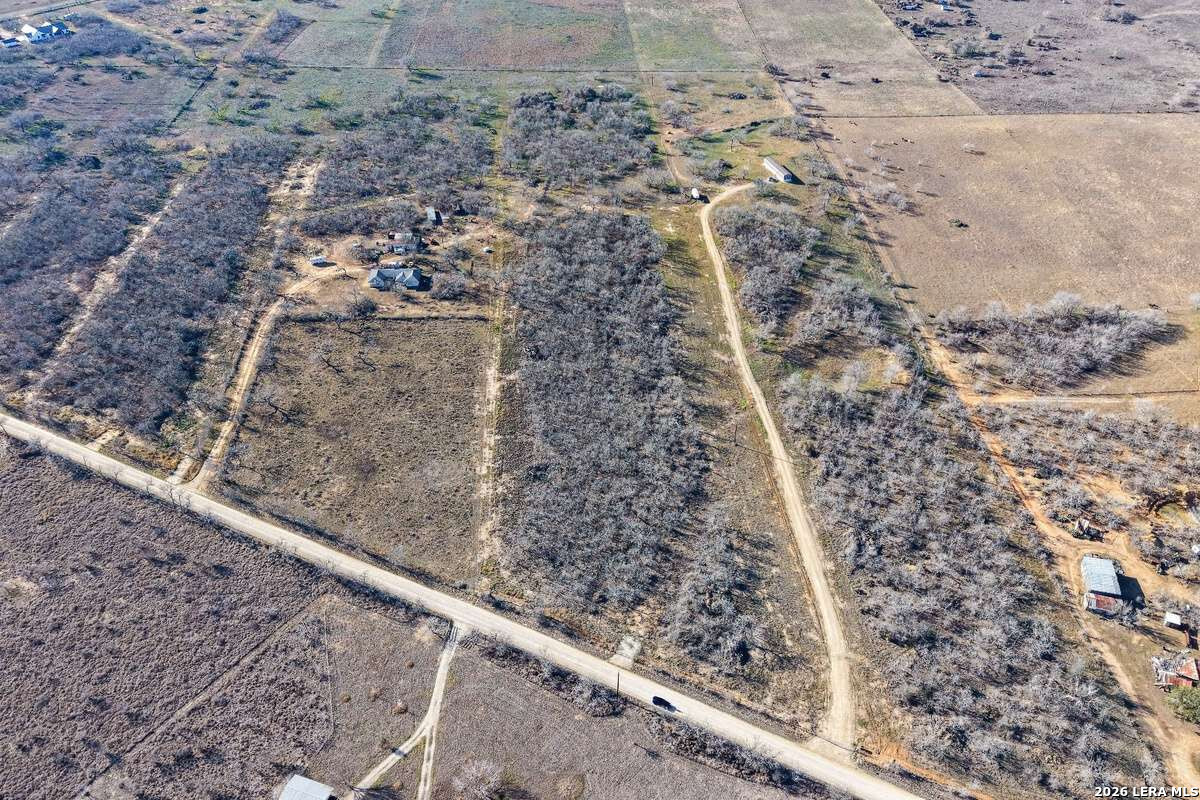 469 County Road 477 Stockdale TX 78160