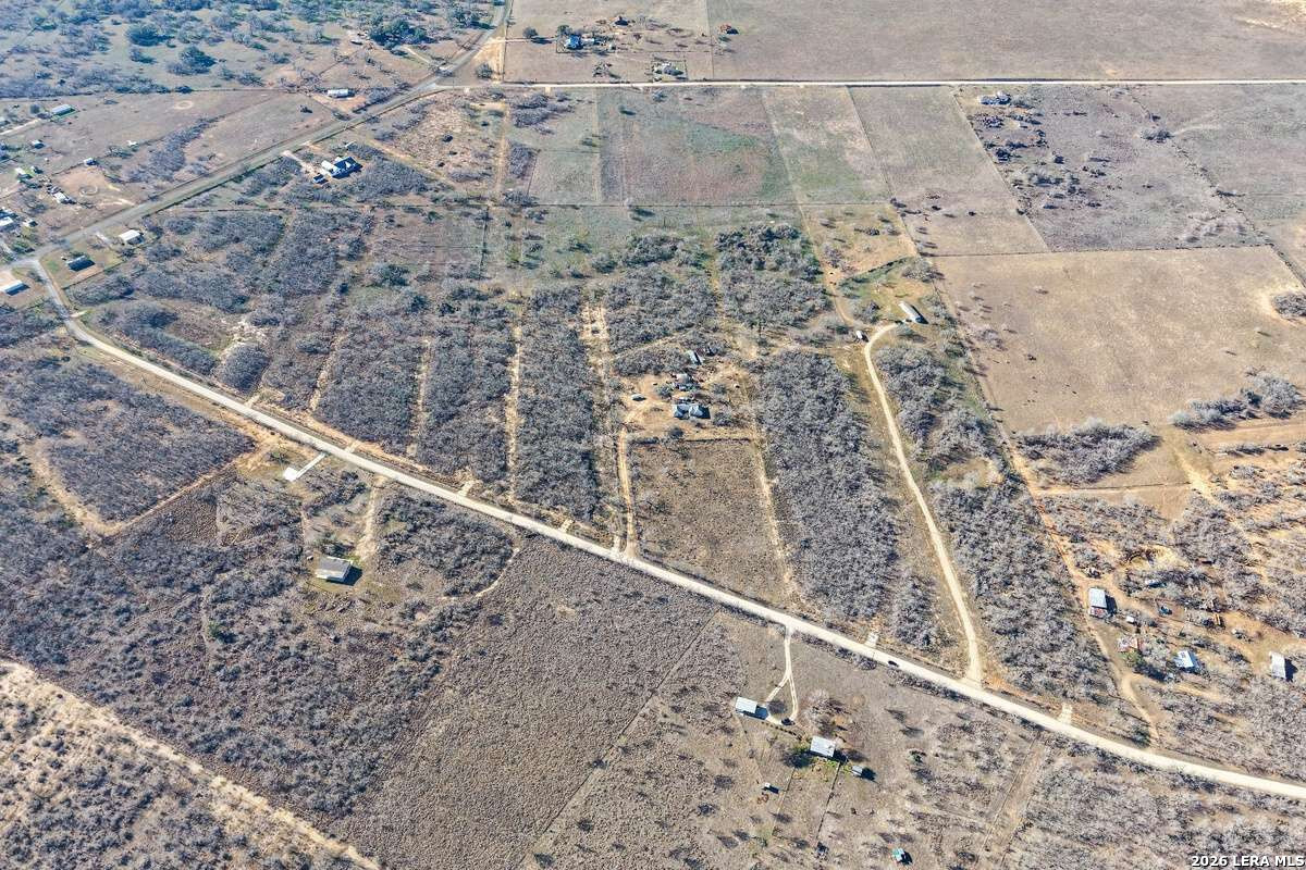469 County Road 477 Stockdale TX 78160