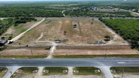 4303 Us Highway 83 Crystal City TX 78839