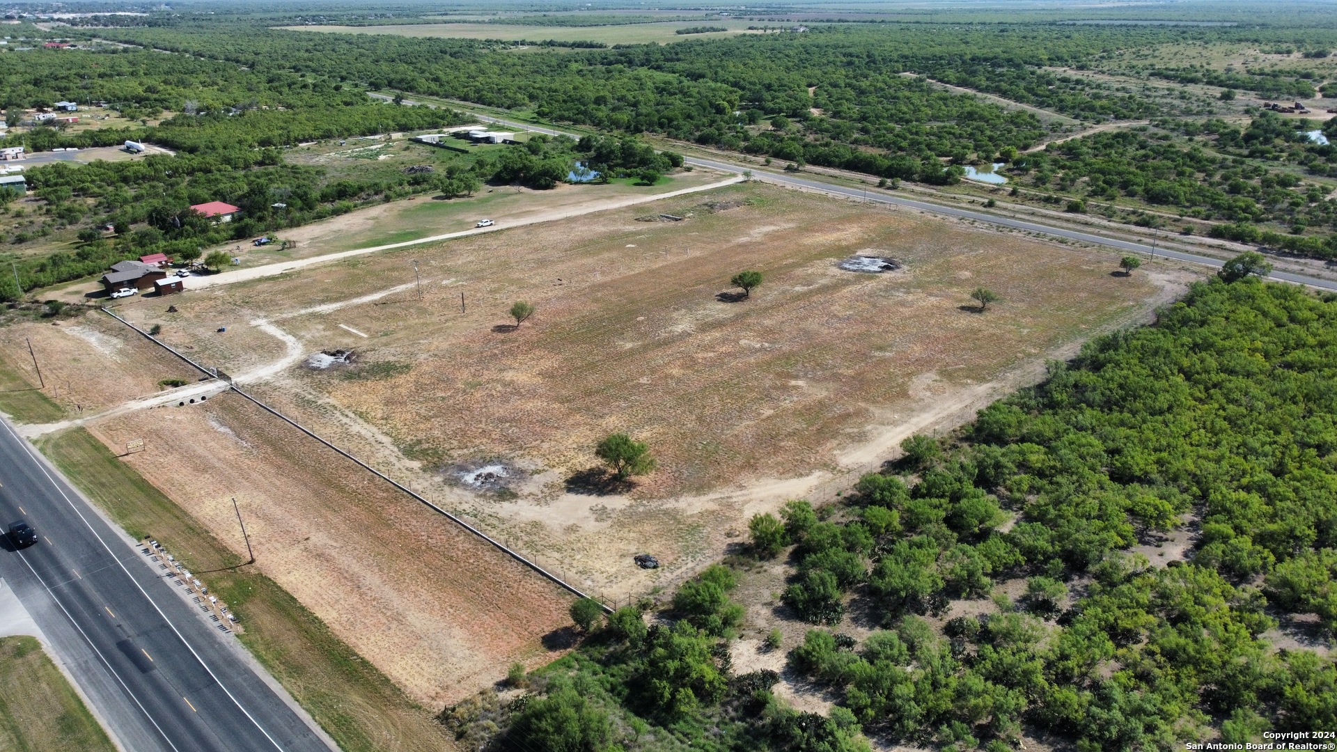 4303 Us Highway 83 Crystal City TX 78839