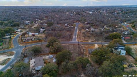 000 Copper Canyon Elmendorf TX 78112