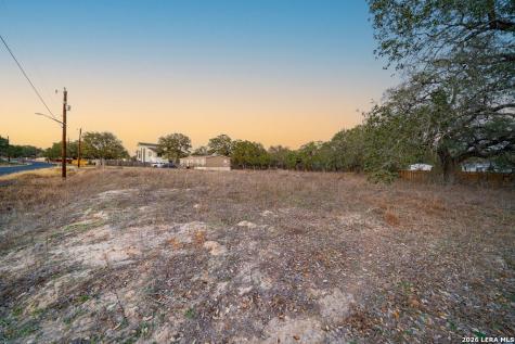 000 Copper Canyon Elmendorf TX 78112