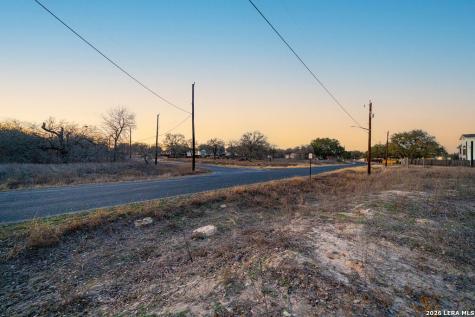 000 Copper Canyon Elmendorf TX 78112