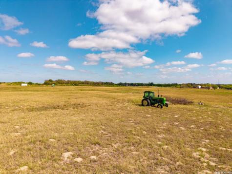 Lot 11 Seay World Seguin TX 78155