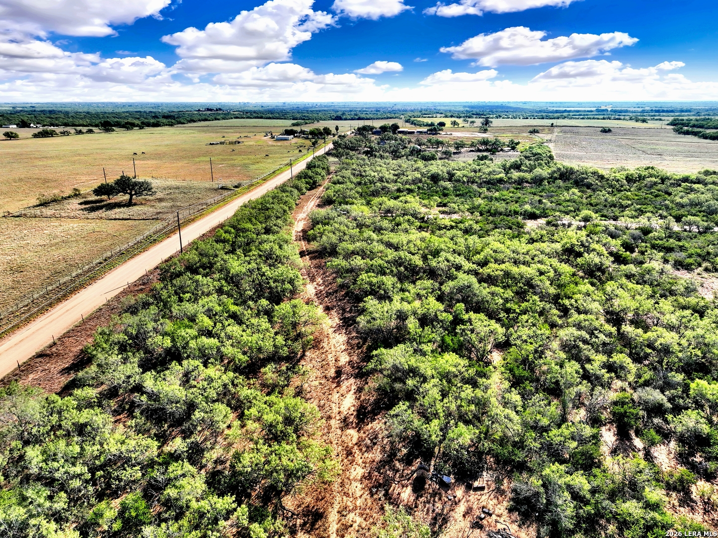 Tract 1 Cr 2530 Moore TX 78057