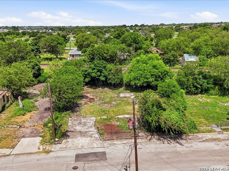1203 S Comal San Antonio TX 78207
