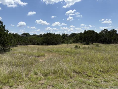 Lot 43 Saddle Tree Bandera TX 78003