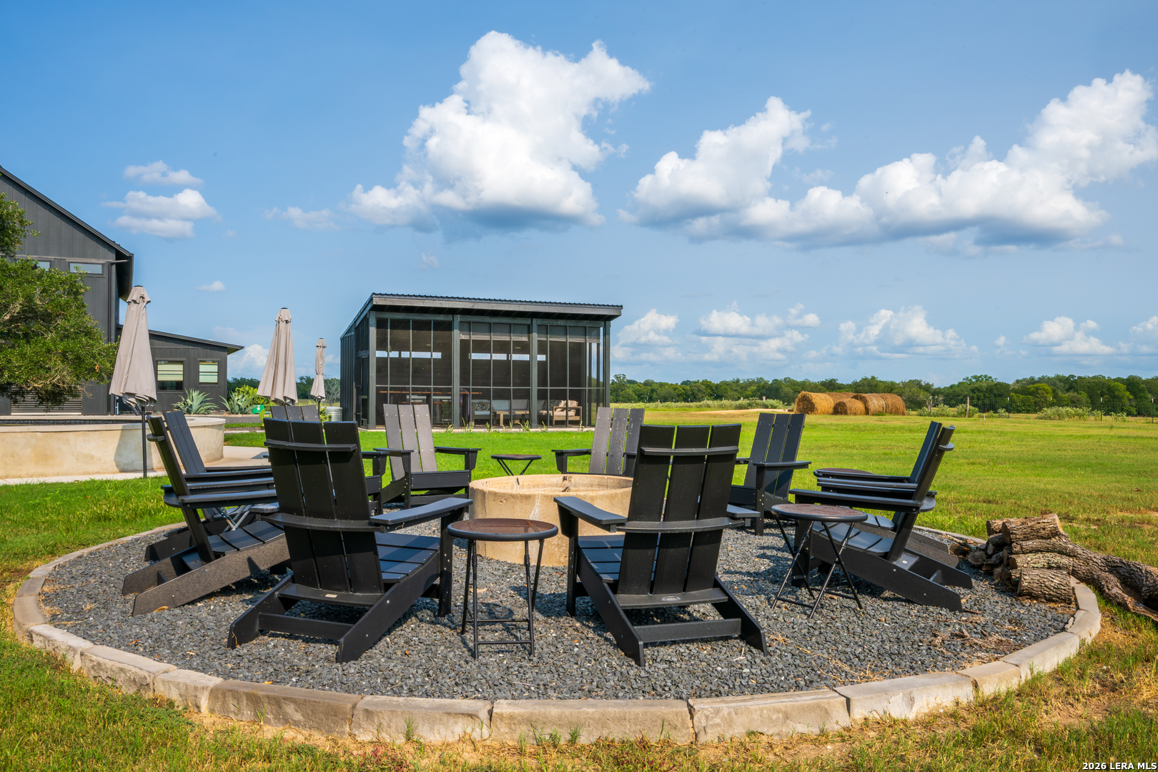 1071 Private Road 1090 Hallettsville TX 77964