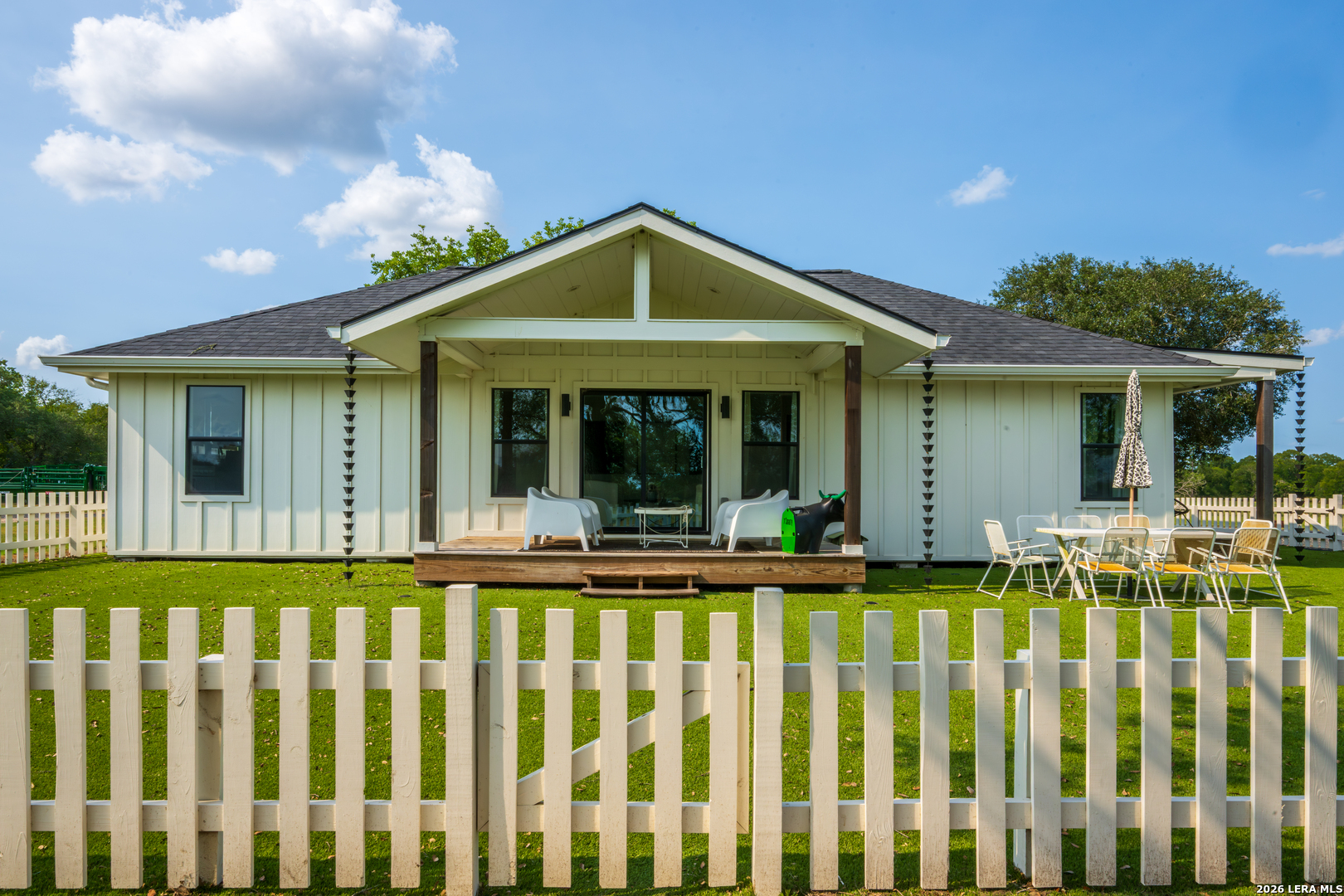 1071 Private Road 1090 Hallettsville TX 77964