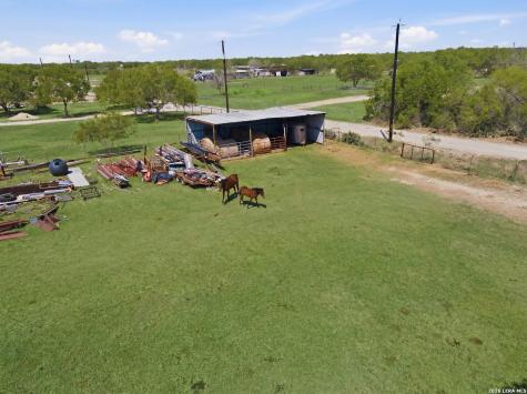 7293 Fm 327 Elmendorf TX 78112
